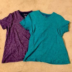 2 Men’s Marc Anthony Slim Fit Tees